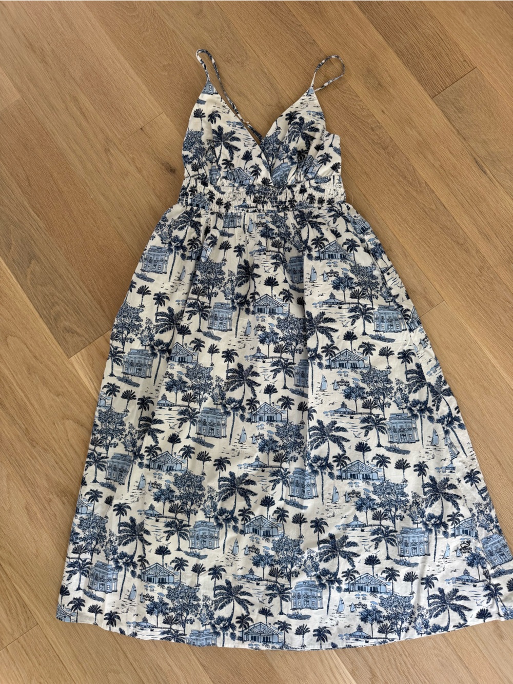 Women’s Small Vineyard Vines Blue and White Summer Dress